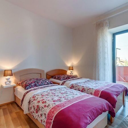 Čunski Apartment Matija מראה חיצוני תמונה