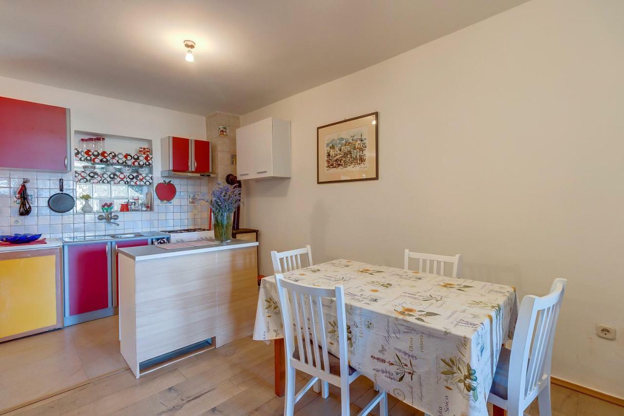 Čunski Apartment Matija מראה חיצוני תמונה
